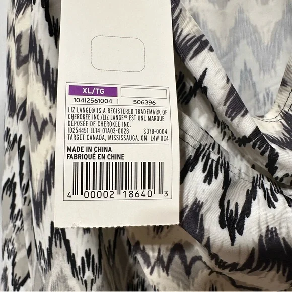 Liz Lange Maternity Swim Top NWT XL | Black & White Geometric - Picture 4 of 6